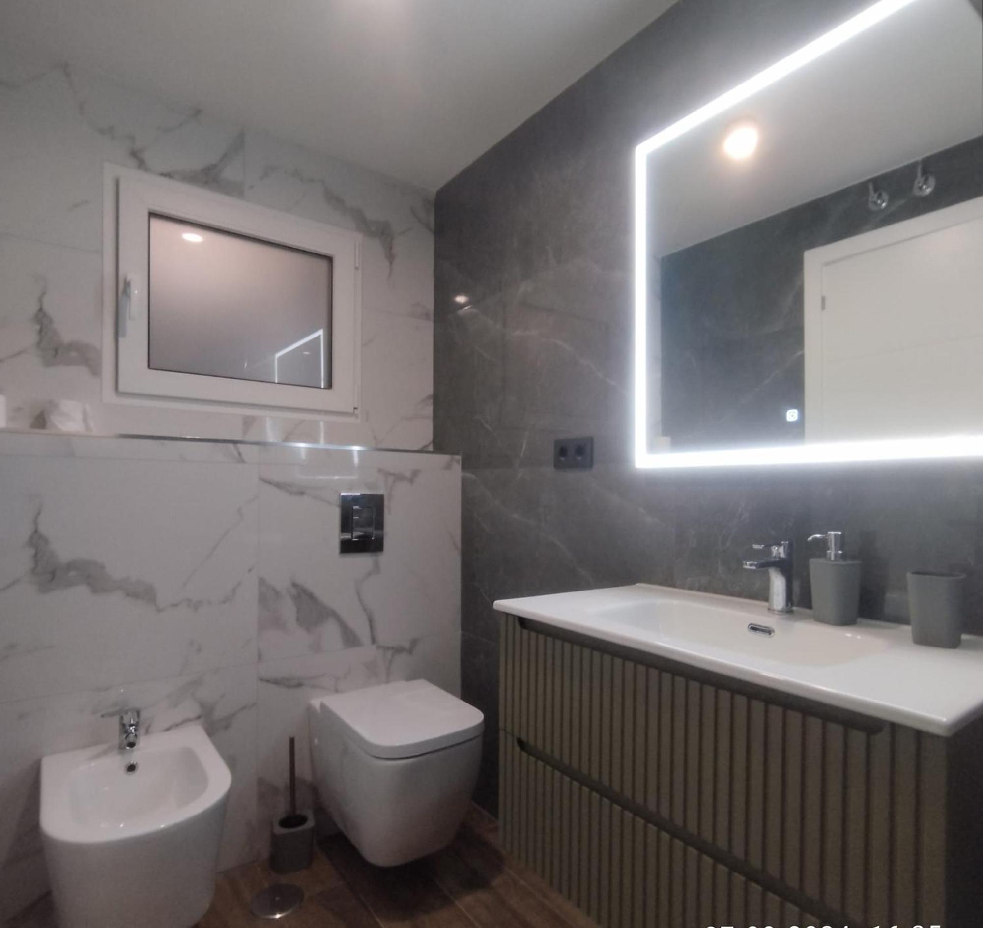 Emerald Appartement Alicante Buitenkant foto